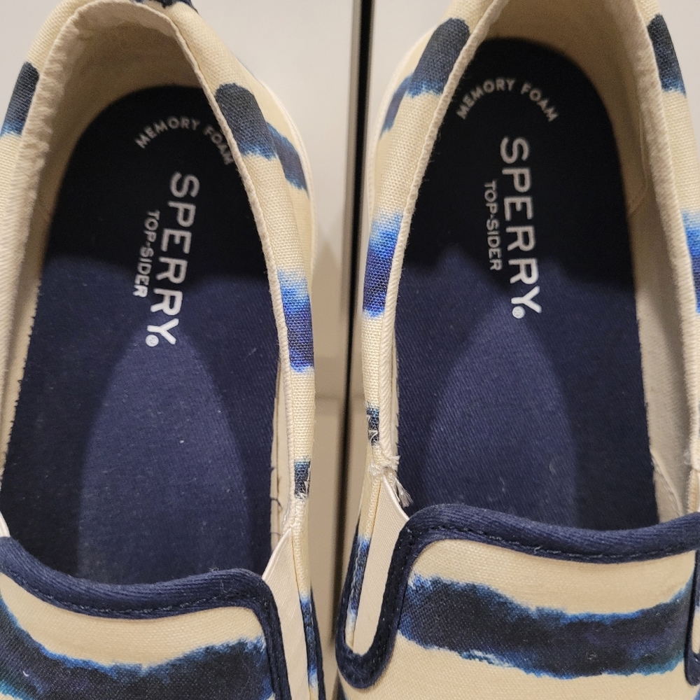 Women's Sperry Shoes - Picture 5 of 6
